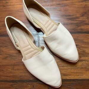 WHITE ADRIENNE VITTADINI slide on MULE shoe!